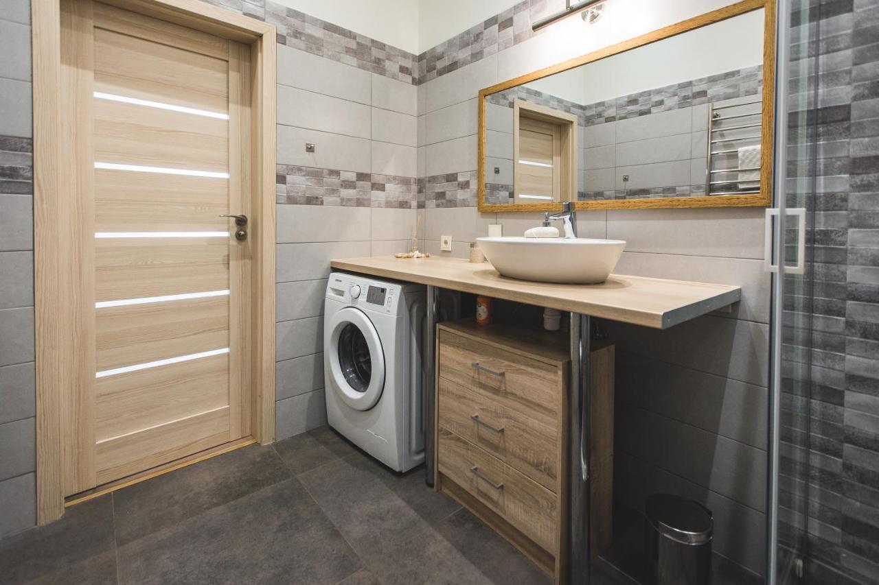 Riga Lux Apartments - Easy Stay Luaran gambar